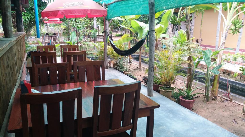 Homestay Villa Dani シェムリアップ エクステリア 写真